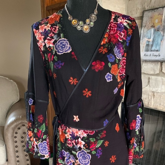 Dance & Marvel Black Floral Wrap‎ Dress - Picture 3 of 12